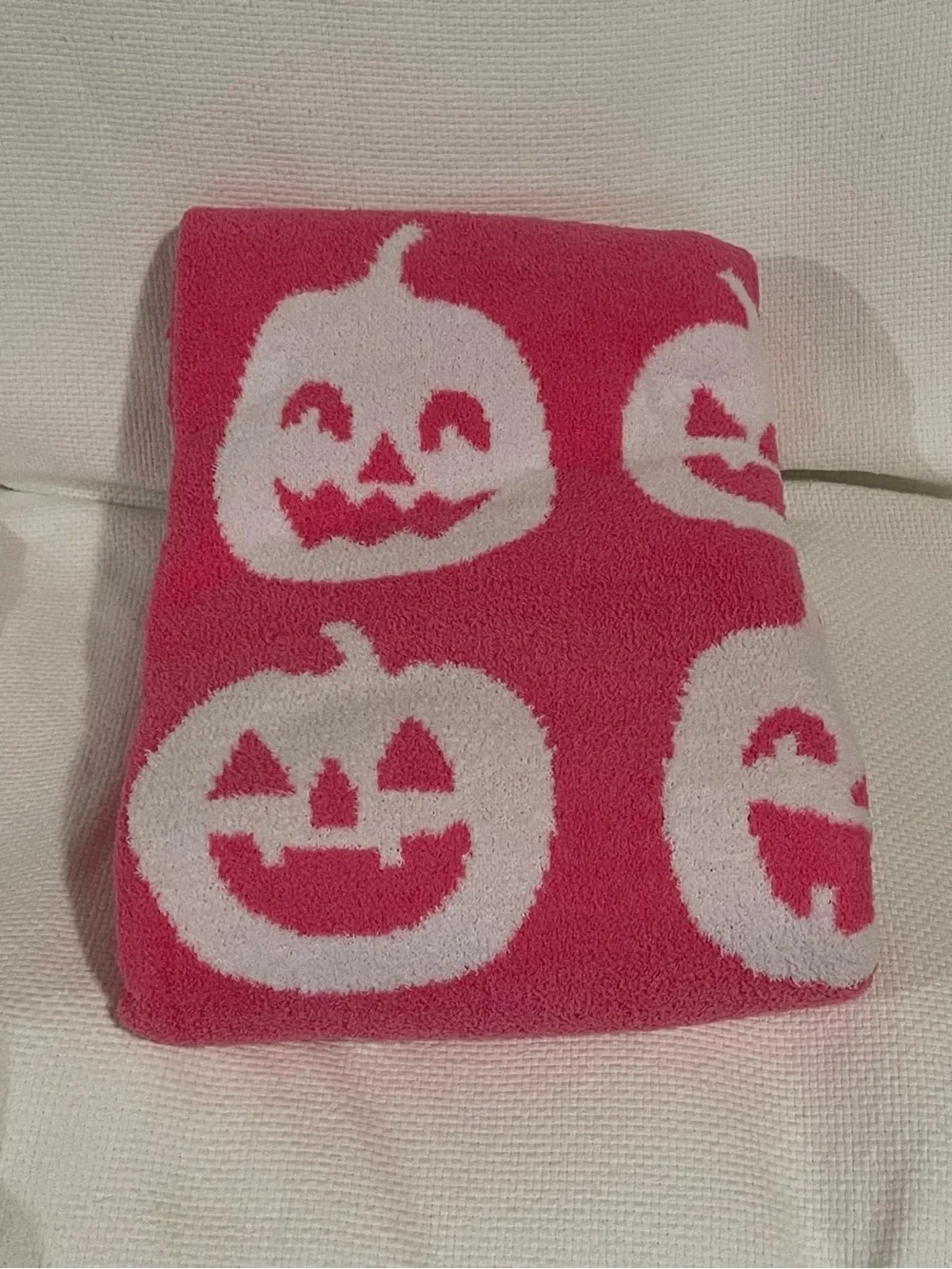 Novogratz Feather Pink Oversized Pink Throw Happy Pumpkin Throw Halloween Throw